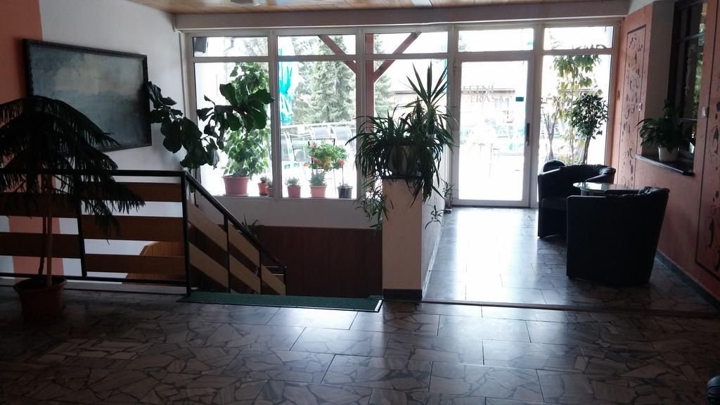Hotel Rozvoj Klatovy Ngoại thất bức ảnh