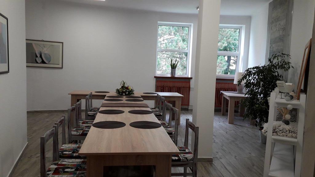 Hotel Rozvoj Klatovy Ngoại thất bức ảnh