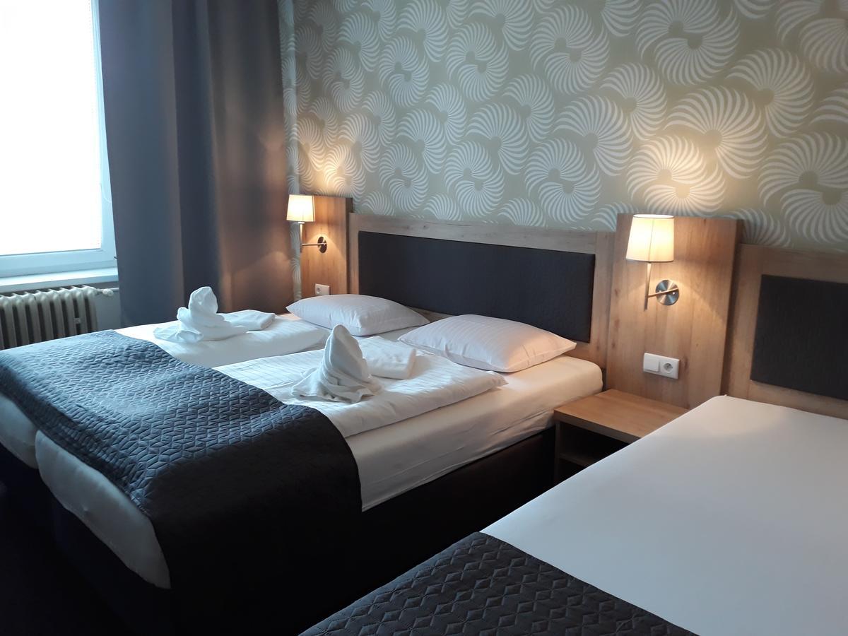 Hotel Rozvoj Klatovy Ngoại thất bức ảnh